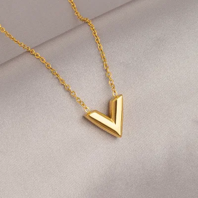 Women Fashion Irregular Gold Titanium Steel Necklace