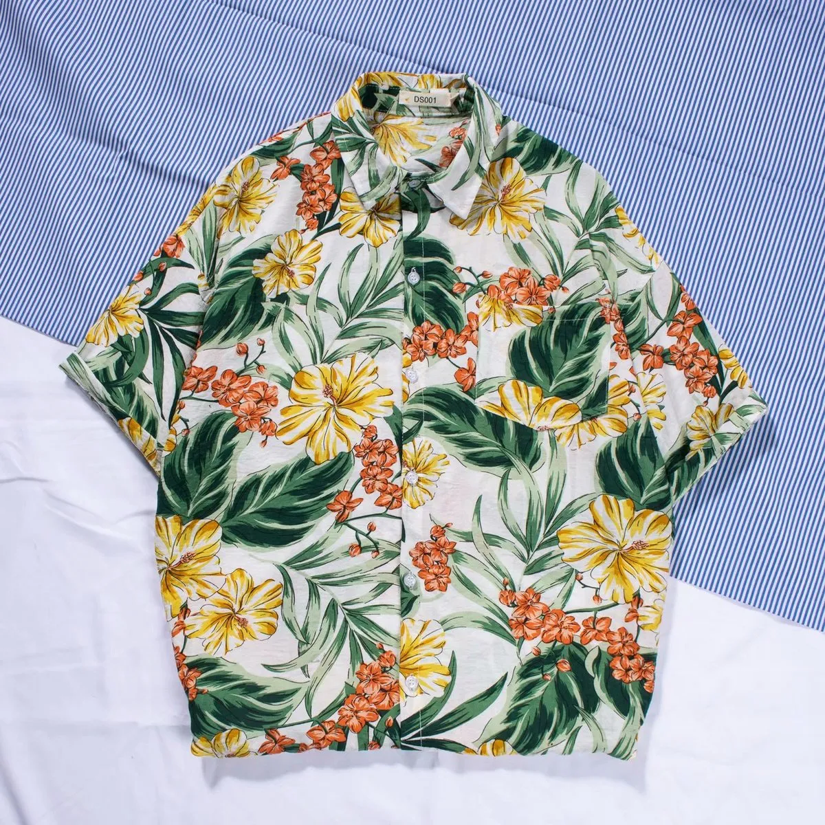 Men Casual Holiday Hawaiian Style Tiny Flower Short Sleeve Lapel Shirt