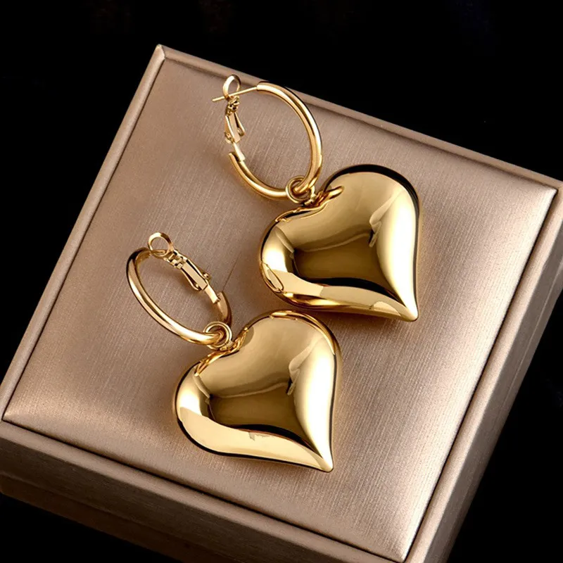 Women Fashion Retro Exaggerated Metal Heart Earrings