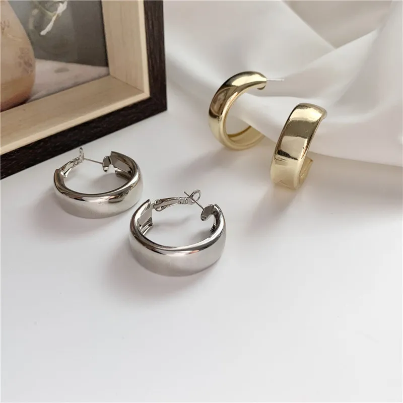 Women Fashion Elegant Geometric Circle Earrings