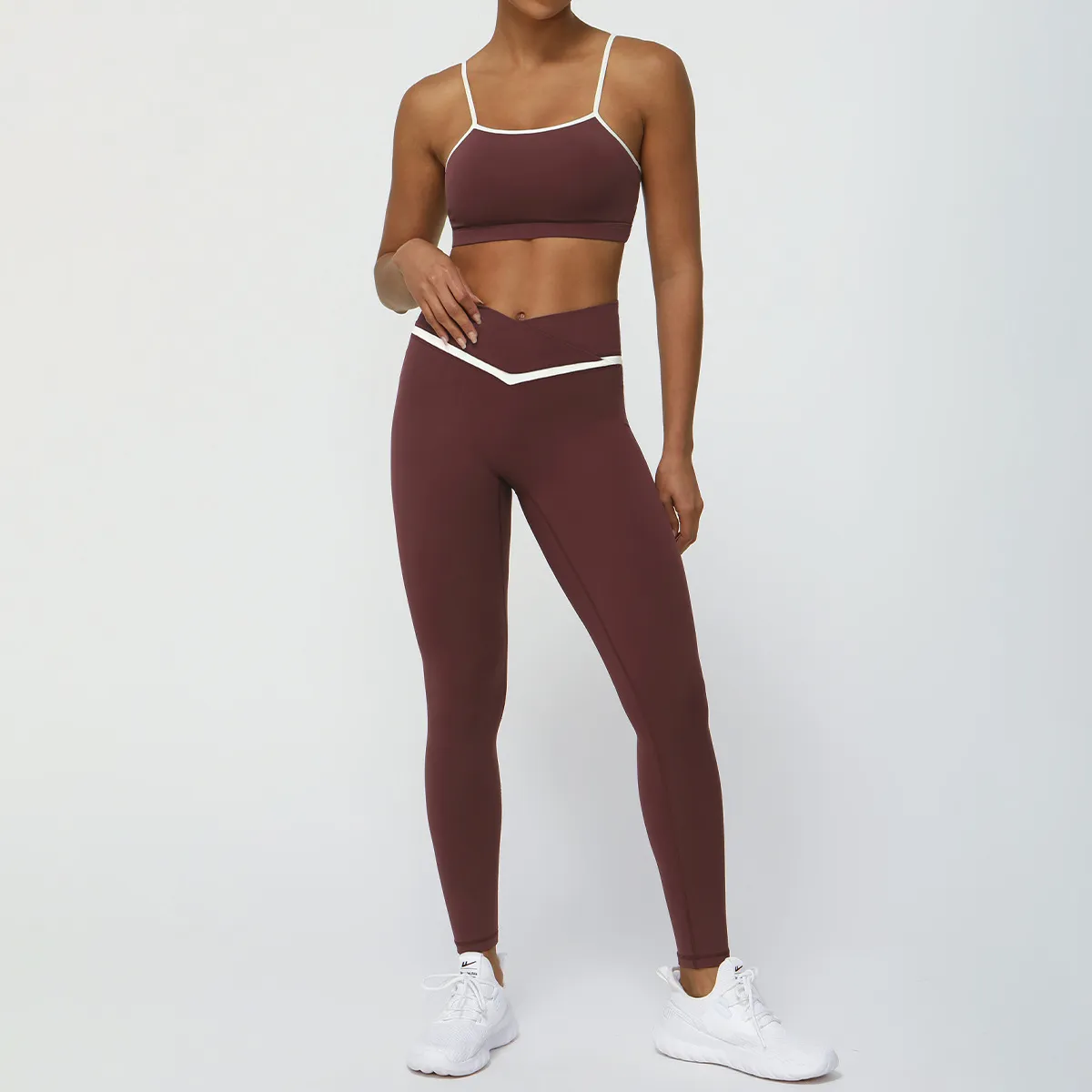 Women's Contrast Color Yoga Set - Sleeveless Top & High-Waist Leggings