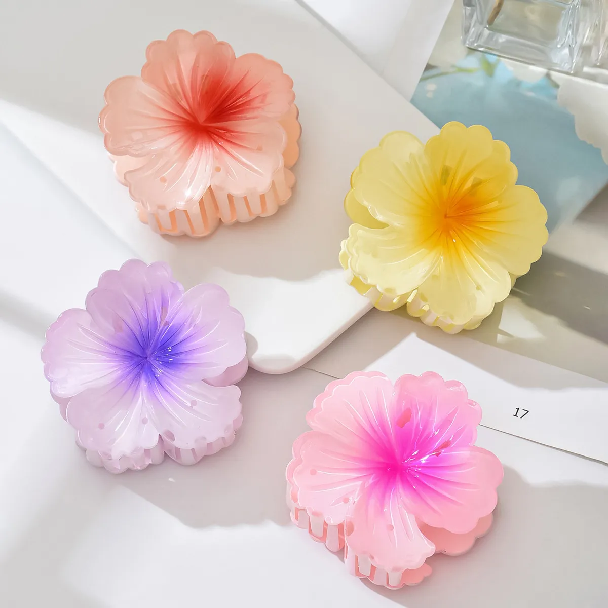 Women Fashion Cute Floral Shark Hair Grab Clip