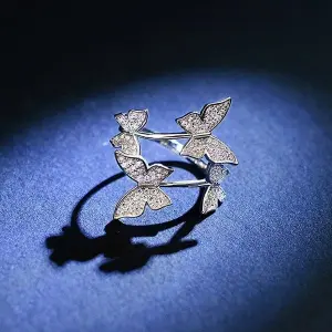 Women's Simple Exaggerated Rhinestone Butterfly Ring