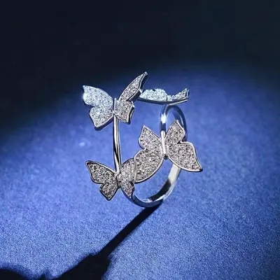 Women's Simple Exaggerated Rhinestone Butterfly Ring