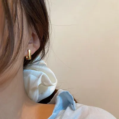 Women Fashion Simple Geometric U-Shaped Earrings