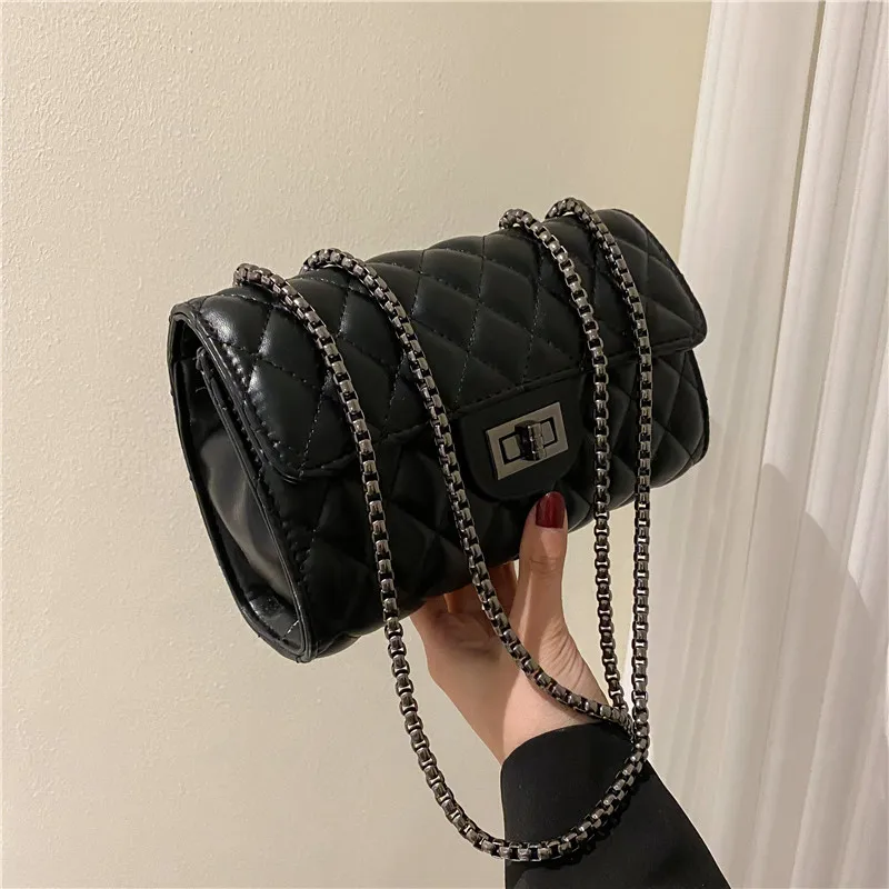 Women Fashion Simple Solid Color Chain Square Crossbody Bag
