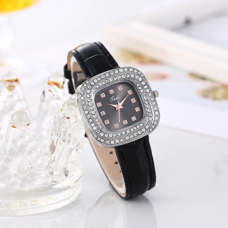 Women Fashion Distinctive Rhinestone Square Quartz Watch with Pin Buckle