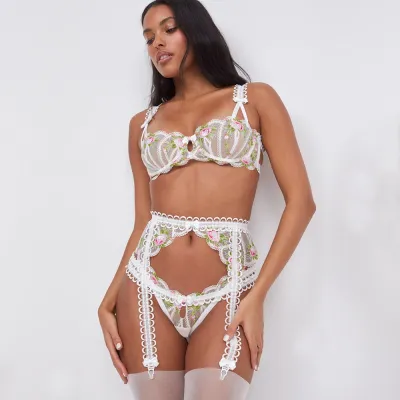 Women Sexy Floral Embroidered Steel Rims Bra Set