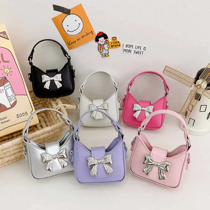 Kids Casual Cute Bow Chain Crossbody Bag - PU Solid Color