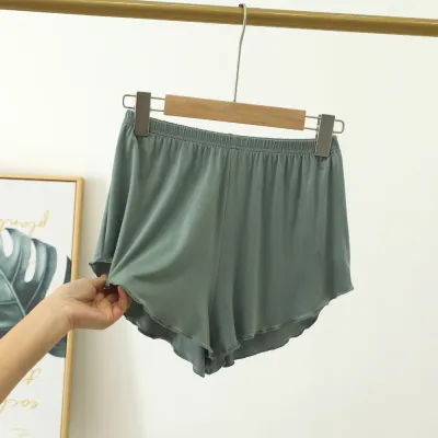 Women Casual Solid Color Ear-Trim Loose Hanging Shorts