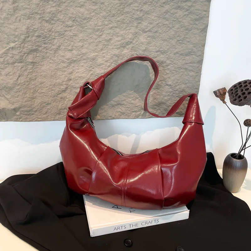 Women Casual Retro Large Capacity Pleated Dumpling Shape Shoulder Bag