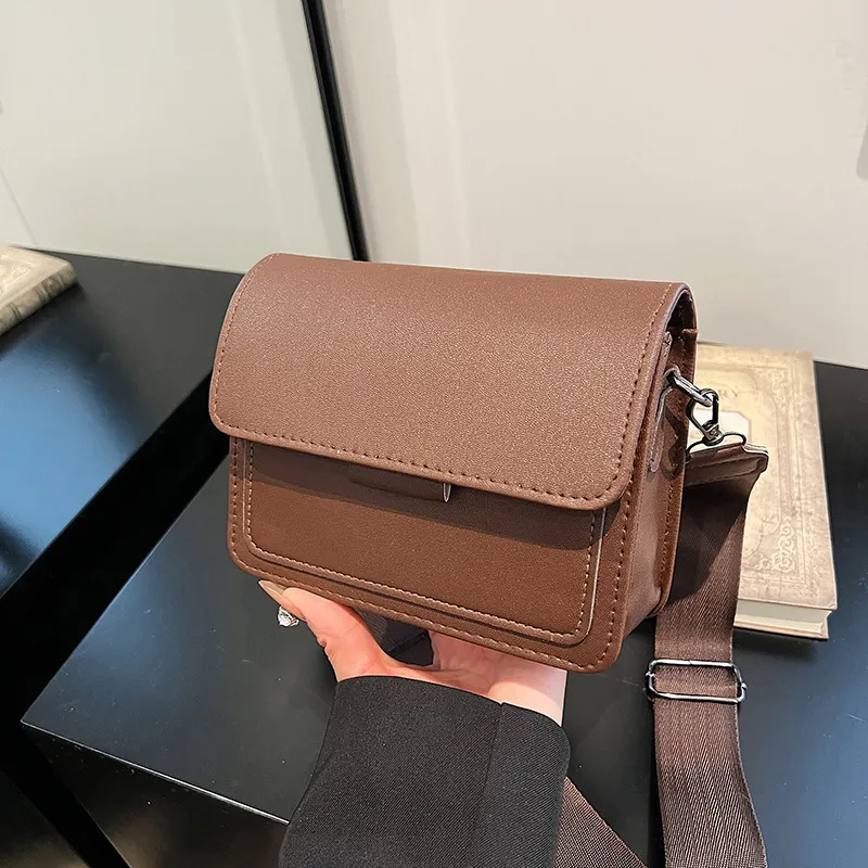 Women Fashion Casual Solid Color Wide Strap Square PU Crossbody Bag