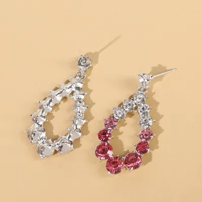 Fashion Exquisite Rhinestone Drop Earrings Alloy
