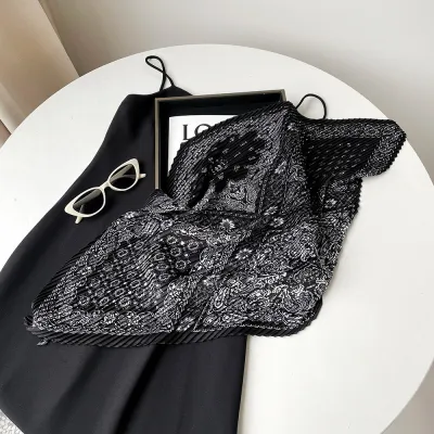 Women Fashion Leopard Printed Satin Pleated Square Scarf