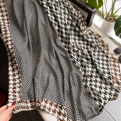 Women Fashion 135x135cm Cotton And Linen Square Sunscreen Scarf