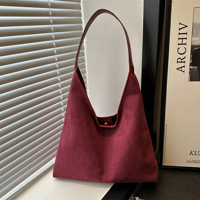 Women Autumn Winter Fashion Solid Color Large Capacity Nylon Tote Shoulder Bag