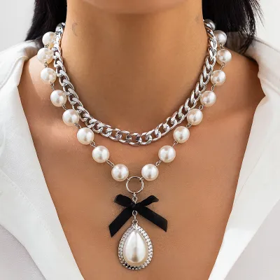 Fashion Alloy Pearl Bow Multilayer Necklace Clavicle Chain Light Luxury Jewelry