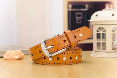 Women's Fashion Rhinestone Hollow-Out Heart Belt Solid Color Imitation Leather Pin Buckle Belt