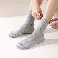Men Simple Casual Sweat-Absorbing Non-Slip Mesh Breathable Socks