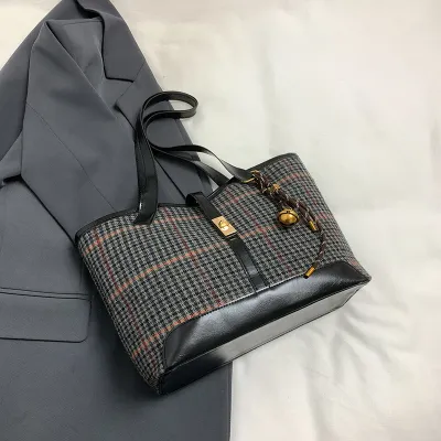 Women Fashion Casual Splicing Large Capacity Pendant Woolen Tote Bag