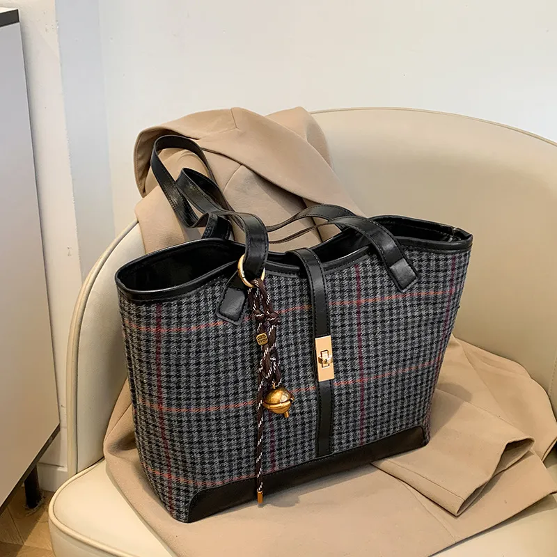 Women Fashion Casual Splicing Large Capacity Pendant Woolen Tote Bag