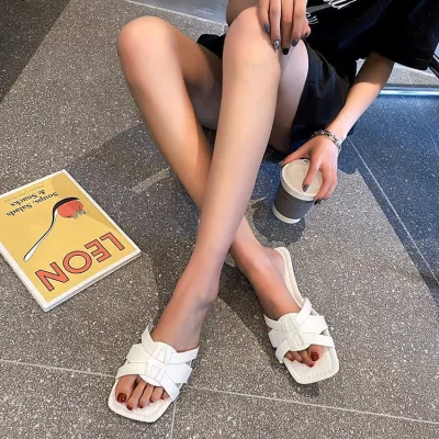 Women Fashion Casual Solid Color Woven Square Toe Non-Slip Flat Slippers Plus Size