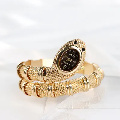 Women Fashion Creative Snake-Shaped Alloy Bracelet Quartz Watch