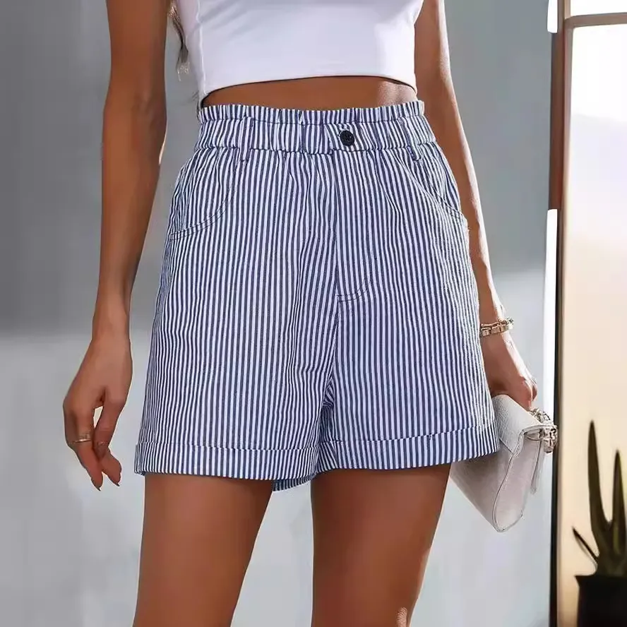 Women Casual Stripe Pocket Shorts with Elastic Waist
