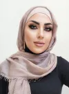 Pale Pinkish Grey 62.