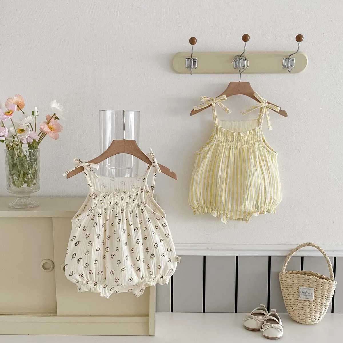 Kids Baby Girls Sweet Sleeveless Cotton Romper with Tiny Flower Print
