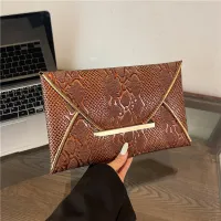 Women Casual Clamshell Design Solid Color Mini Crossbody Bag Purse