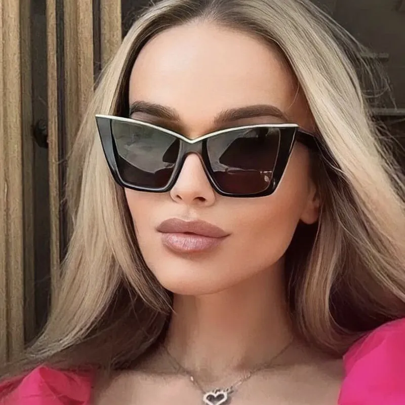 Fashion Large Frame Cat'S Eye Sunglasses with Butterfly Box Style PC Frame