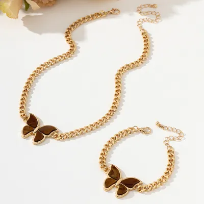 Women Fashion Butterfly Pendant Necklace and Bracelet Set in Alloy Instagram Wind Style