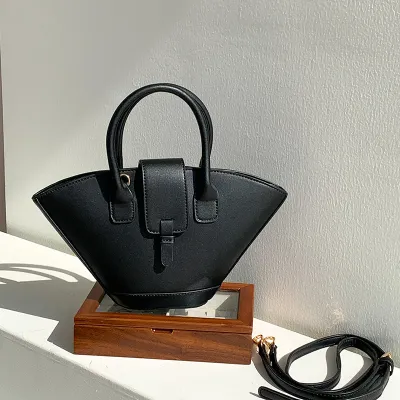 Women Retro Casual Creative Solid Color Fan-Shaped PU Handbag