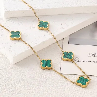 Fashion Titanium Steel Four-Leaf Clover Double-Sided Fritillary Necklace Clavicle Chain