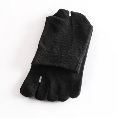 Men Fashion Solid Color Cotton Sweat-Absorbent Five-Finger Socks