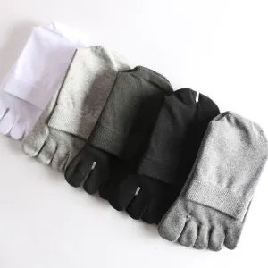 Men Fashion Solid Color Cotton Sweat-Absorbent Five-Finger Socks
