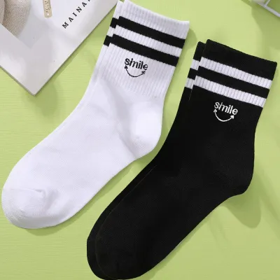 Fashion Casual Black White Two-Color Pattern Embroidered Mid-Tube Socks 2pair/Set