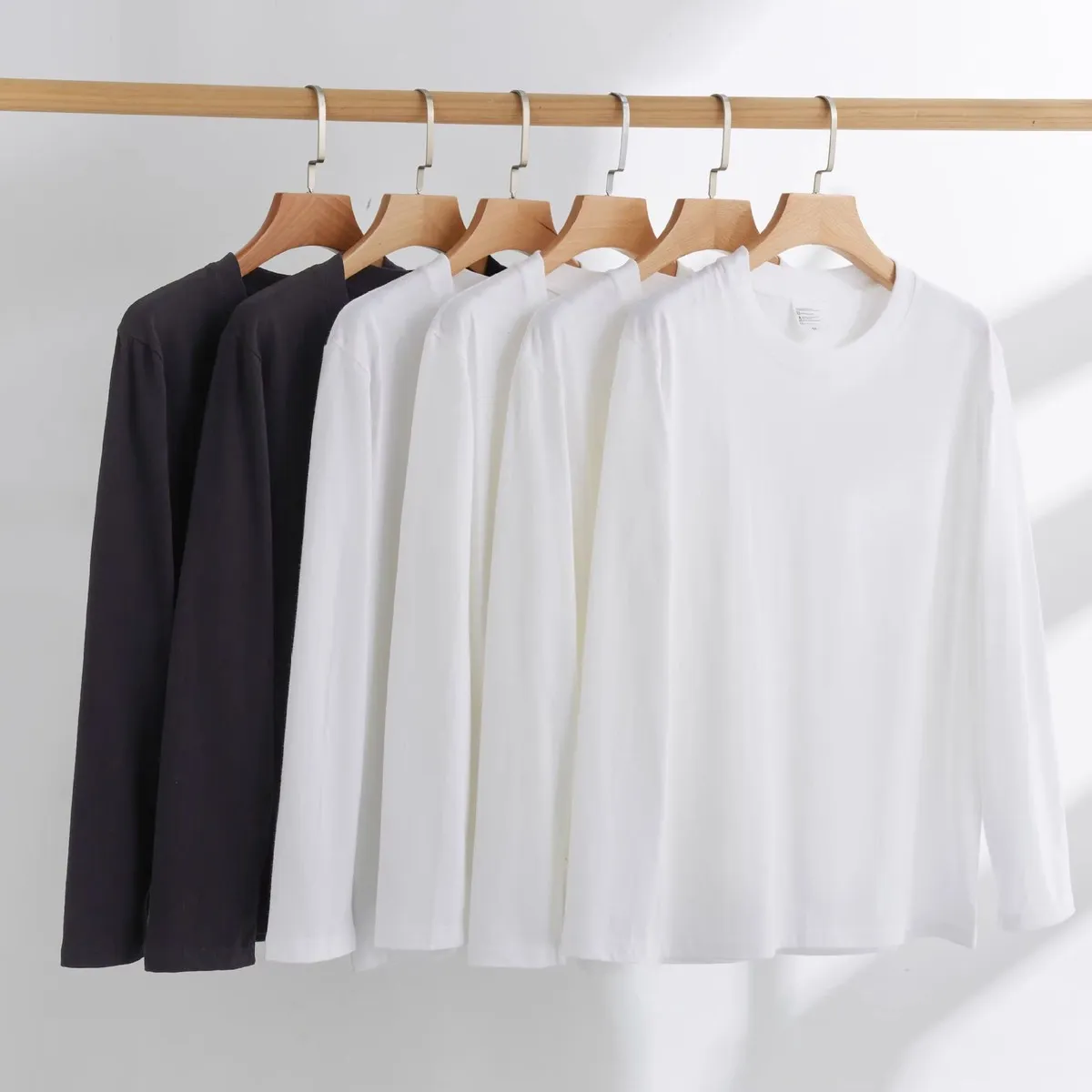 Simple Solid Color 230G Cotton Long Sleeve T-Shirt for Men