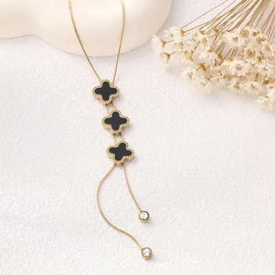 Fashion Titanium Steel Four-Leaf Clover Necklace Mother-Of-Pearl Pendant Snake Chain
