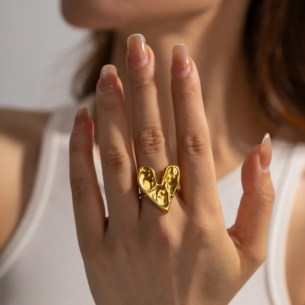 18k Gold Stainless Steel Hammered Heart Shape Ring Women Geometric Personality