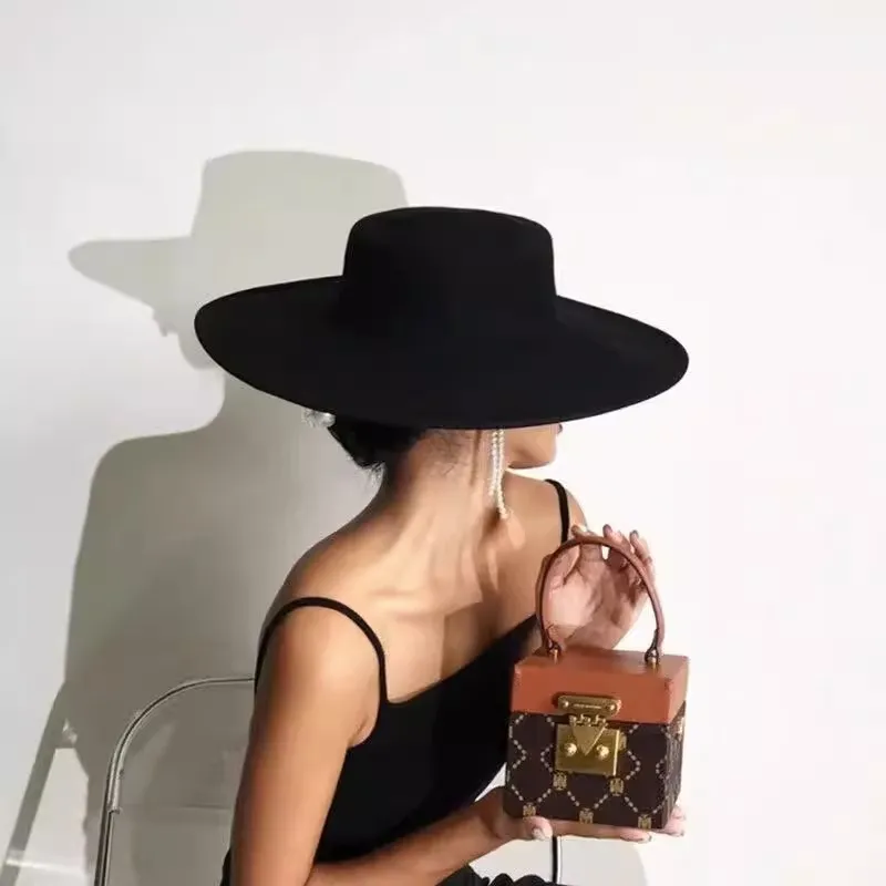 Autumn And Winter Women Fashion Solid Color Large Brim Dome Woolen Hat