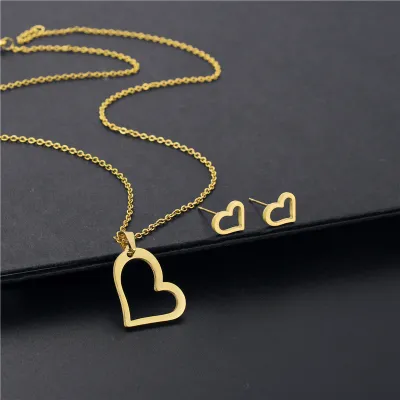 Women's Fashion Stainless Steel Heart-Shaped Earrings Necklace Set Three-Piece