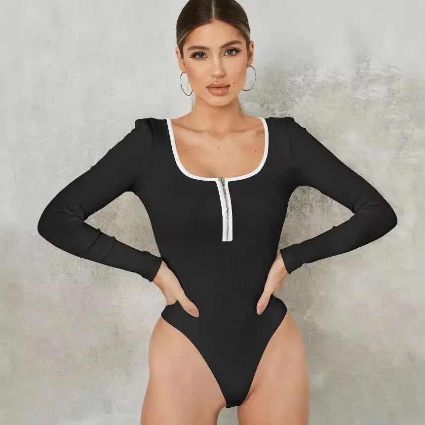 Women Contrast Color Square Collar Threaded Slim-Fit Long-Sleeve Bodysuit