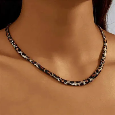 Fashion Leopard Design Alloy Necklace