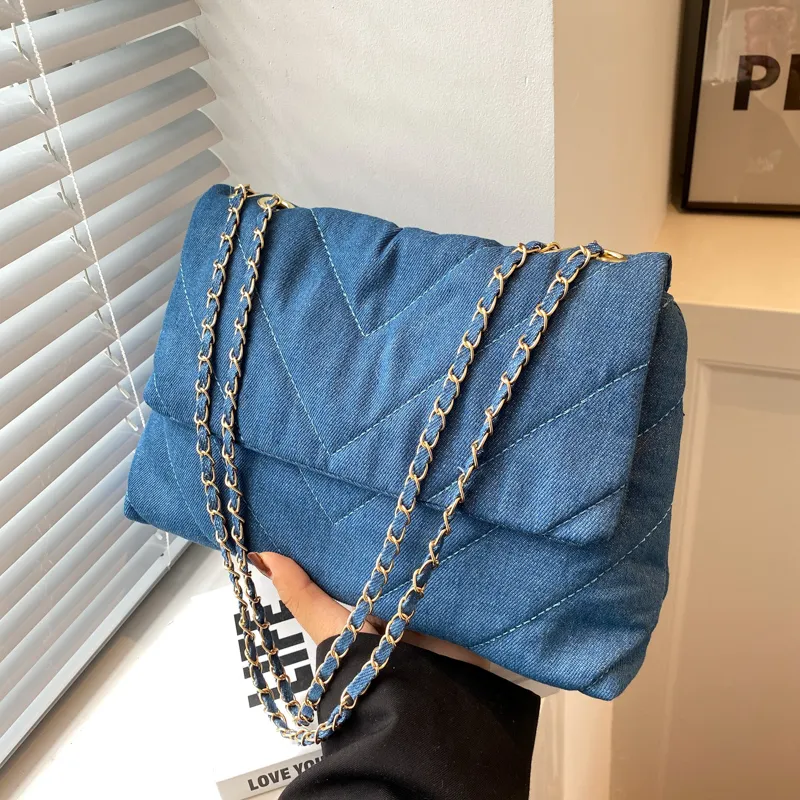 Simple And Stylish Large Capacity Denim Shoulder Bag Soft Casual
