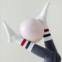 Calcetines de burbujas de color caramelo a la moda para mujer
