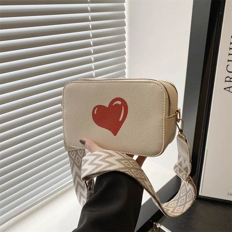 Fashion Heart Print Wide Strap Crossbody PU Small Square Bag