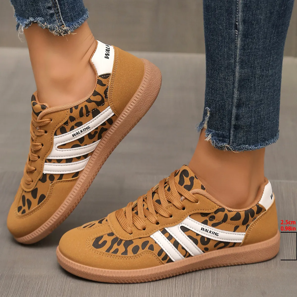 Plus Size Retro Design Leopard German Low Top Sneakers for Women