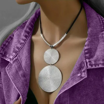 Exaggerated Geometric Round Necklace
